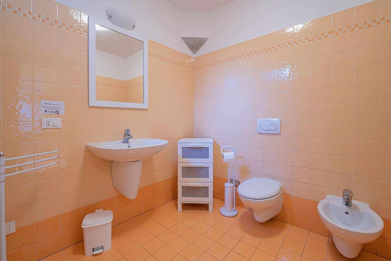 Il Glicine Appartamento Con Darsena Privata A Lago 贝特纳斯科 外观 照片