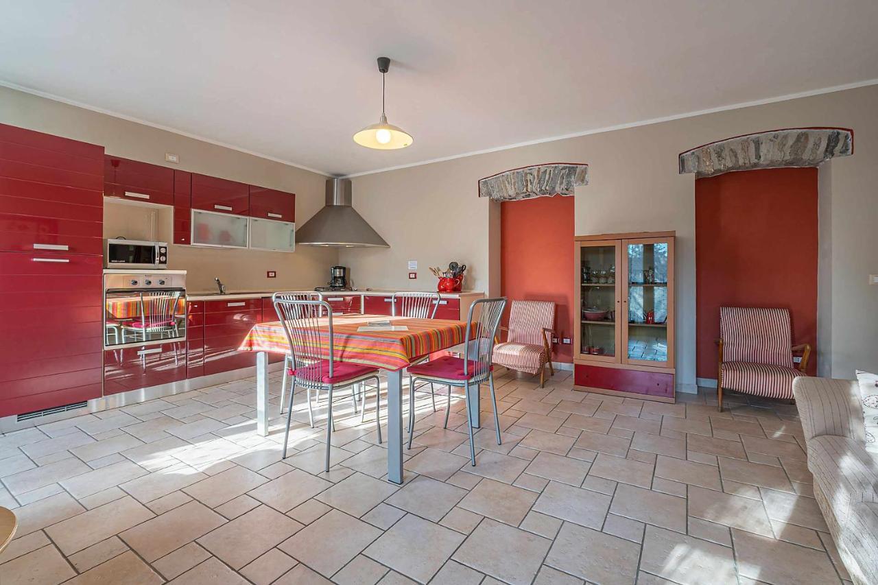 Il Glicine Appartamento Con Darsena Privata A Lago 贝特纳斯科 外观 照片